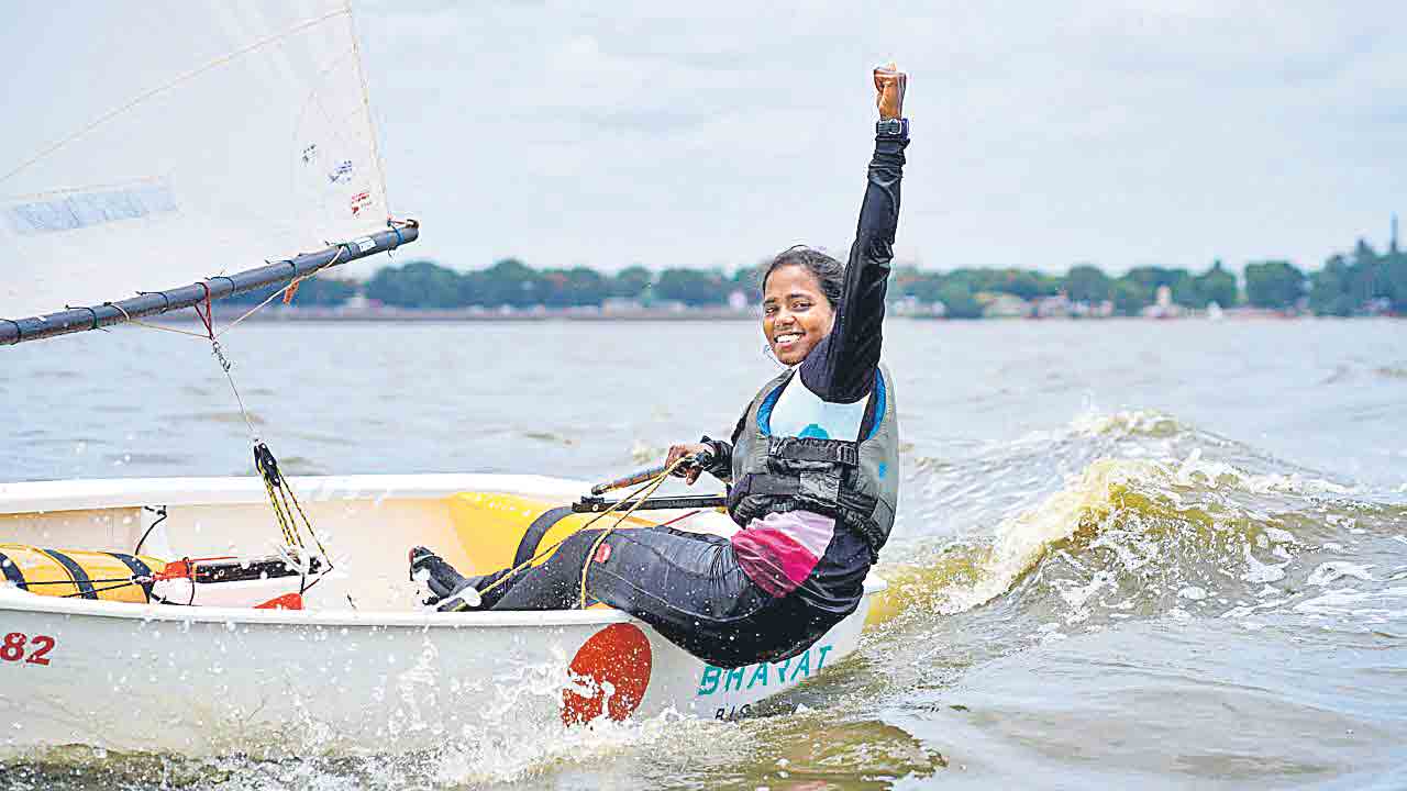 సెయిలర్ల జోరు