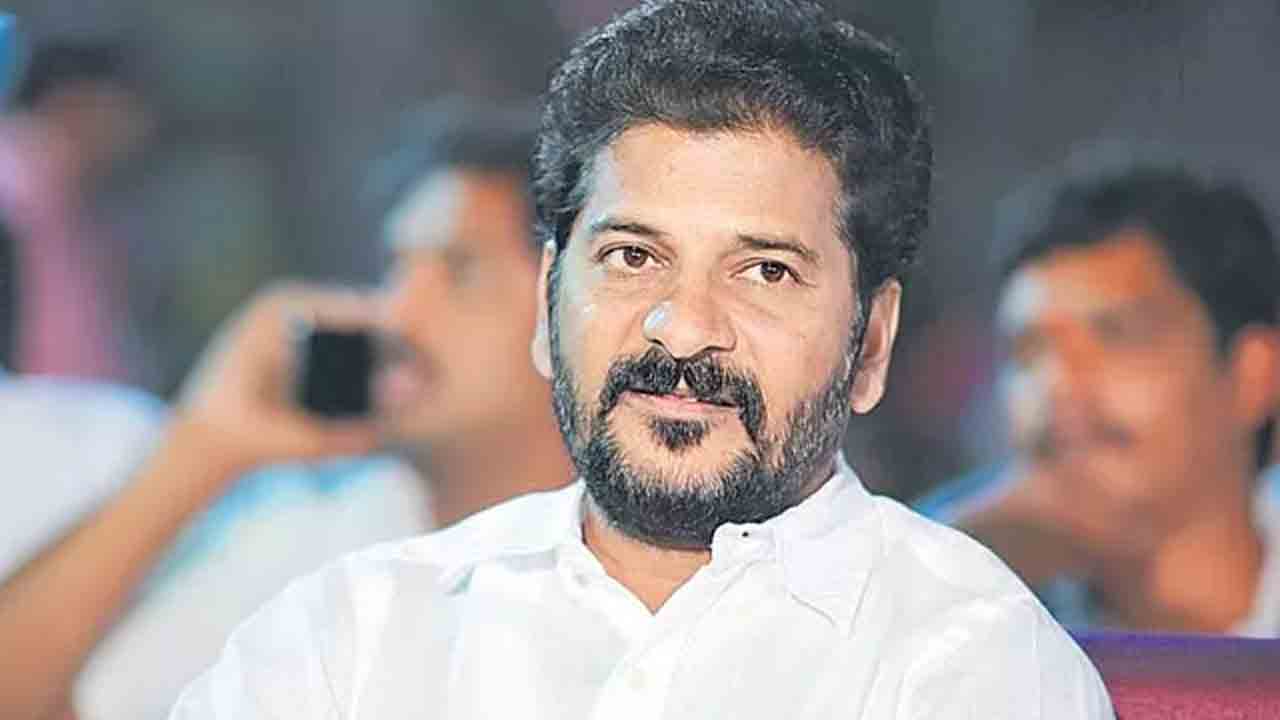 OU | ఓయూలో సీఎం రేవంత్‌కు క్షీరాభిషేకం.. అడ్డుకున్న డీఎస్సీ అభ్యర్థులు