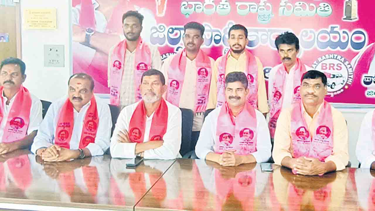 మాఫీపై అబద్ధపు ప్రచారం