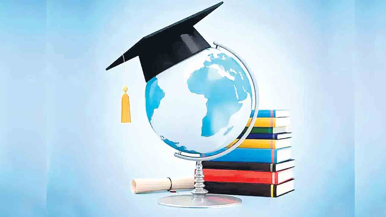 Foreign Education | విదేశీ విద్యానిధి ఎప్పుడు?.. విద్యాభ్యాసం ముగుస్తున్నా అందని ఆర్థిక సాయం!