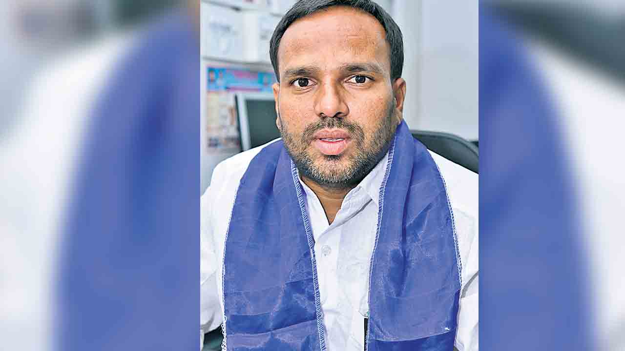 ఎస్సీ వర్గీకరణపై కేంద్రానికి సీఎం లేఖ రాయాలి