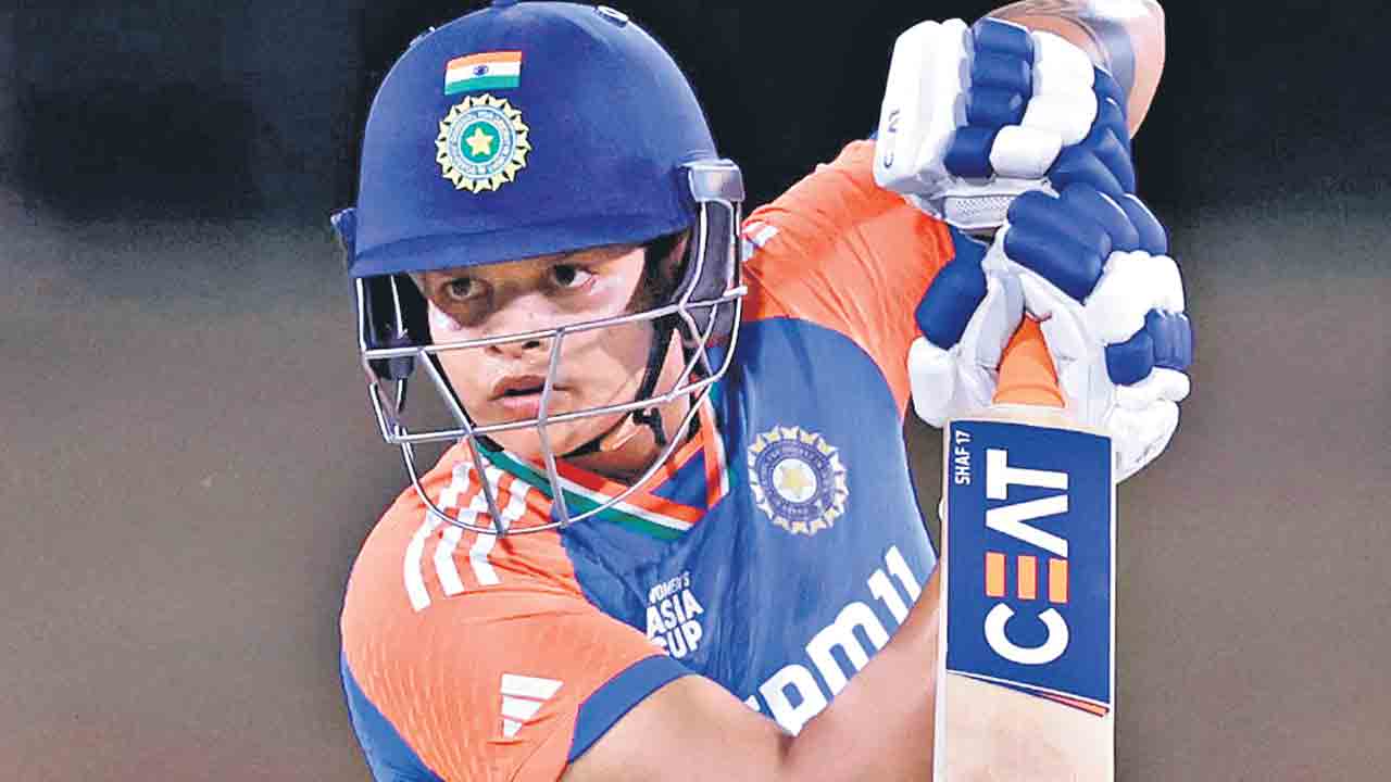 షెఫాలీ ధనాధన్‌