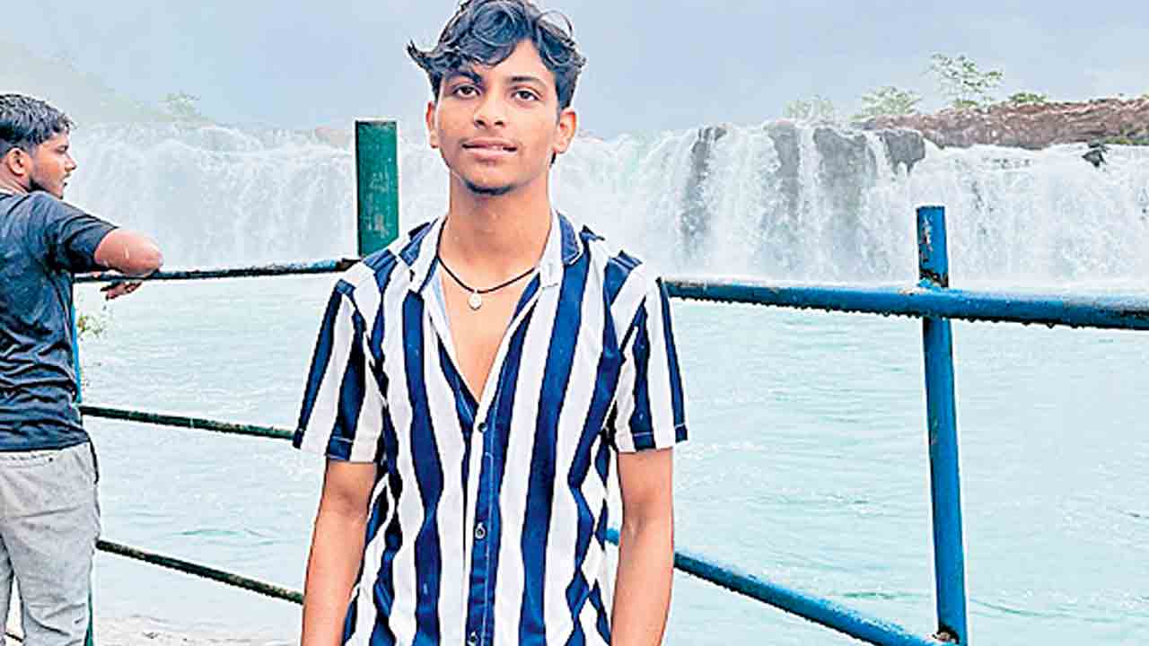 బొగతలో మునిగి యువకుడి మృతి