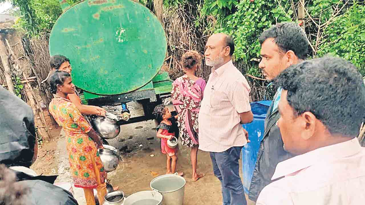 పీకలగుండంలో తాగునీటి సరఫరా