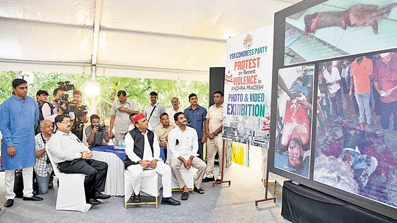 ఏపీలో రాష్ట్రపతి పాలన పెట్టాలి