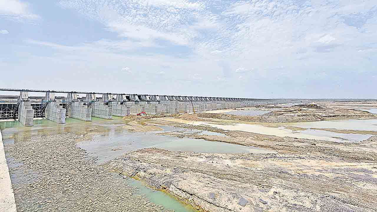 నేడు జిల్లాకు బీఆర్‌ఎస్‌ ఎమ్మెల్యేలు, ఎమ్మెల్సీలు