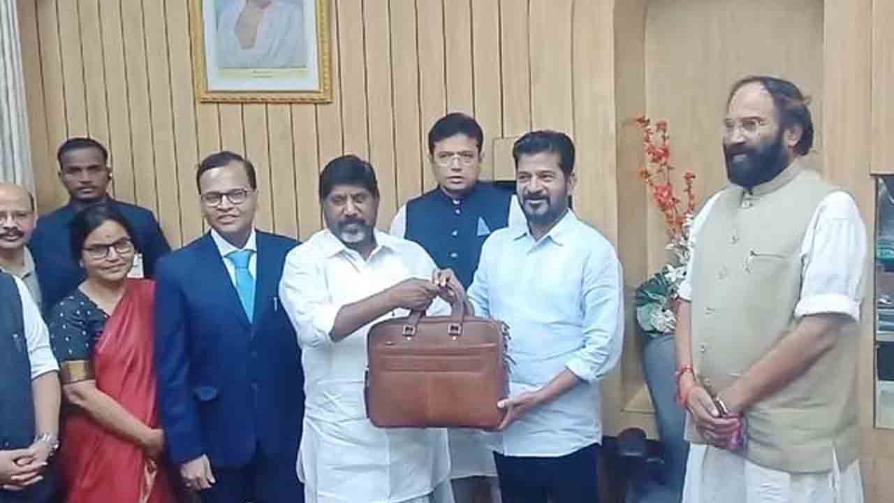 Telangana Budget | దళితబంధు ఔట్‌.. అభయహస్తం మాయం