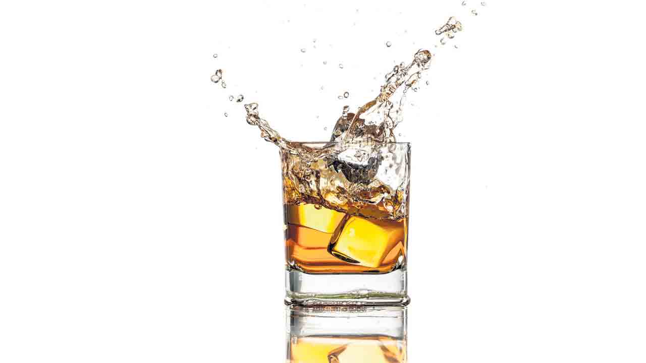 Telangana | మద్యం ప్రియులే ఆదుకోవాలి!