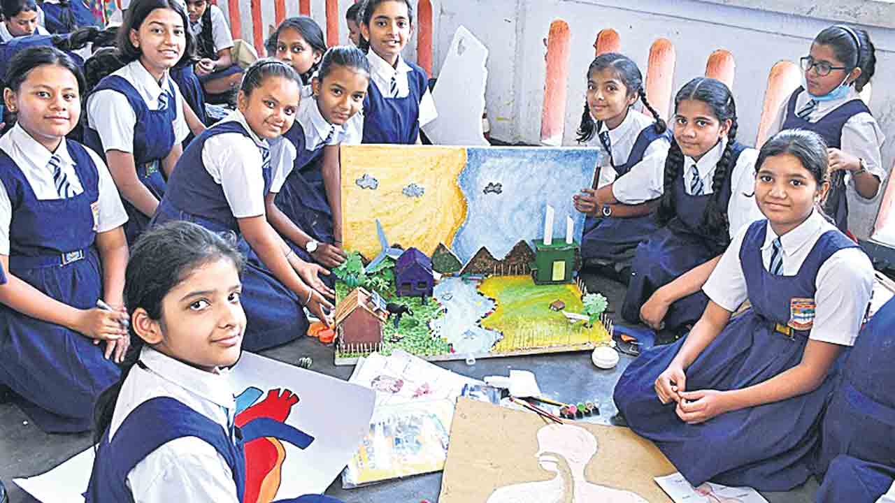 10 రోజులు బ్యాగ్‌లెస్‌ డేస్‌!