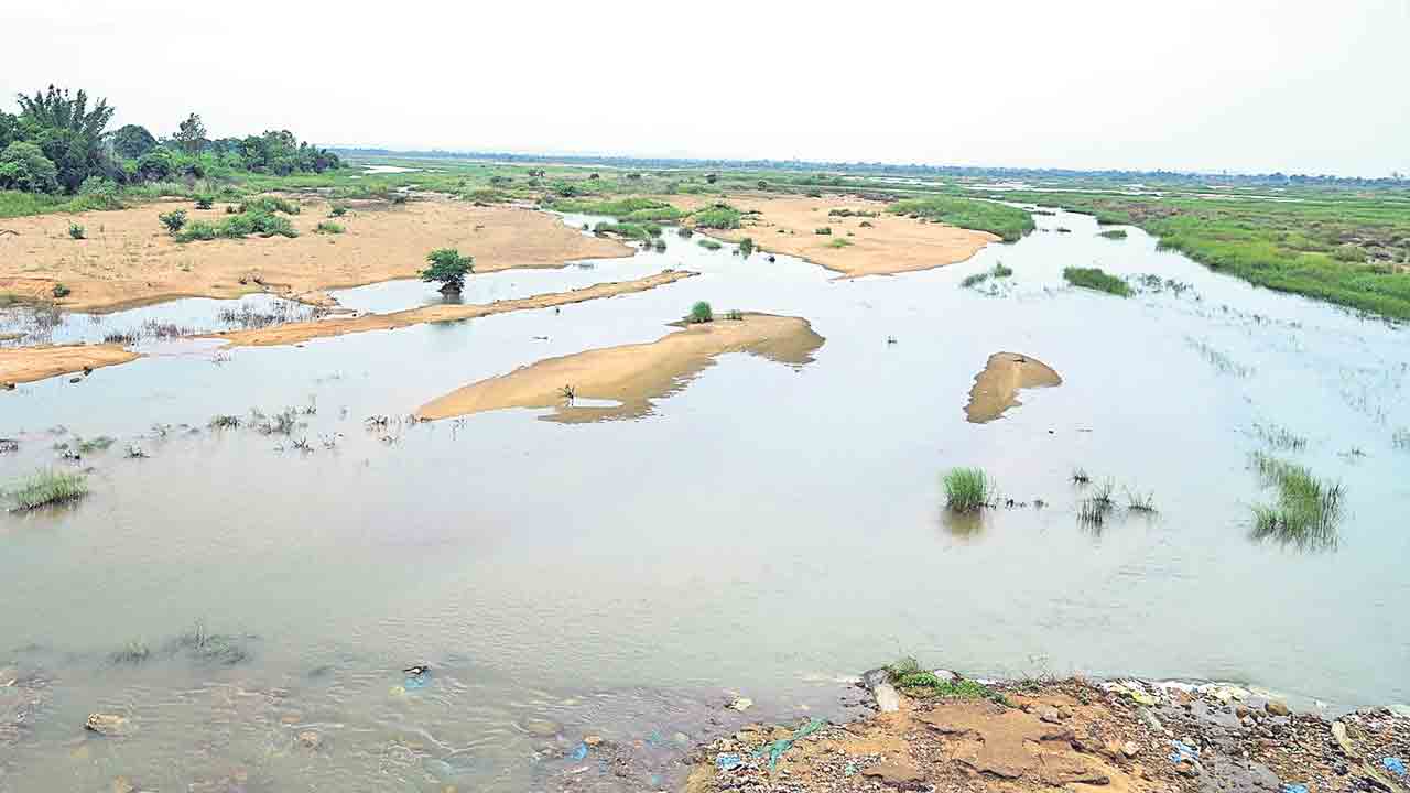 Manjeera | మంజీరలో ఇసుక మాఫియా! చక్రం తిప్పుతున్న కాంగ్రెస్‌ కీలక నేత