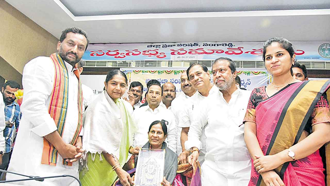 సంక్షేమం, అభివృద్ధే ప్రభుత్వ లక్ష్యం