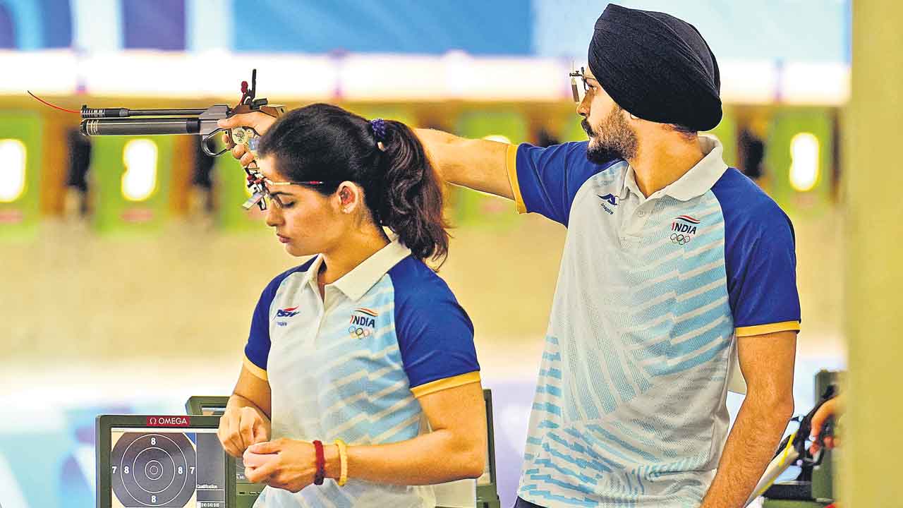 మరో పతకంపై గురిపెట్టిన మను