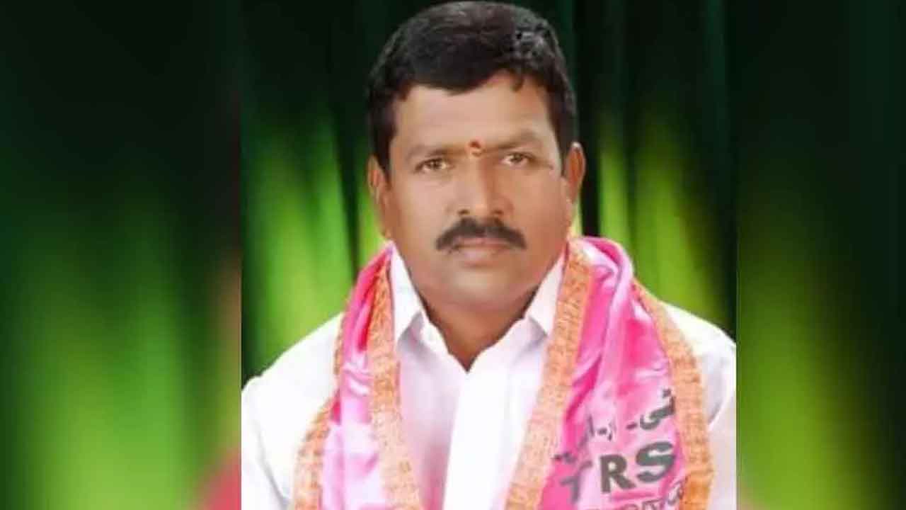 ప్రభుత్వం హామీల అమలు తప్పించుకునే ప్రయత్నం