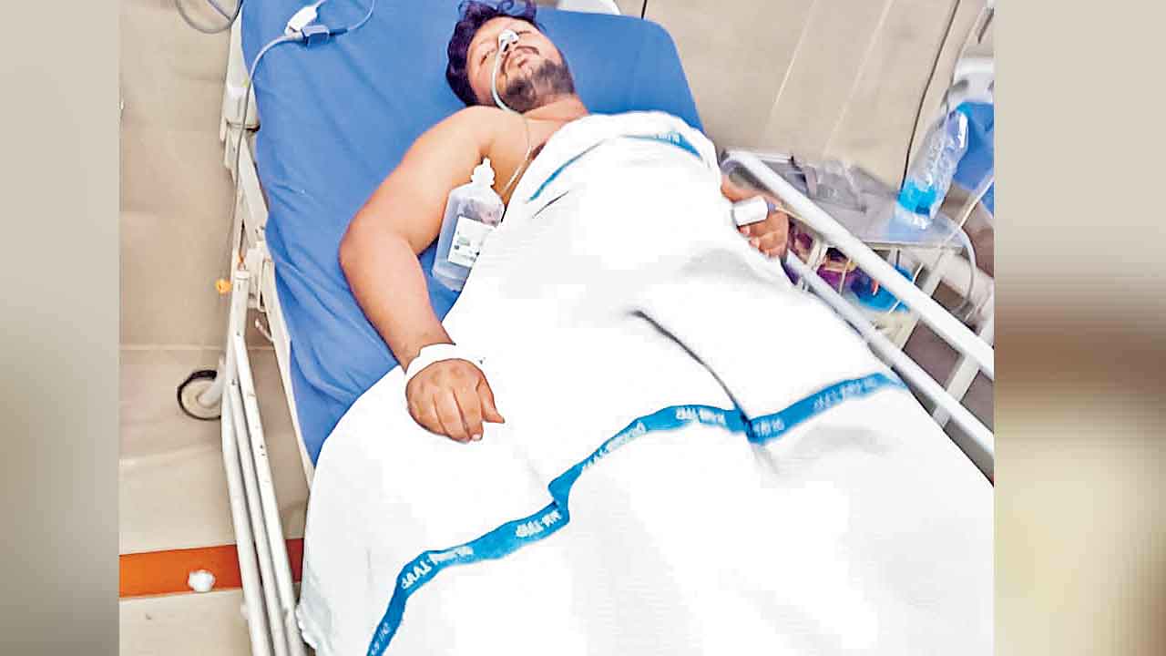 ఖమ్మం పోడు రైతు ఆత్మహత్యాయత్నం
