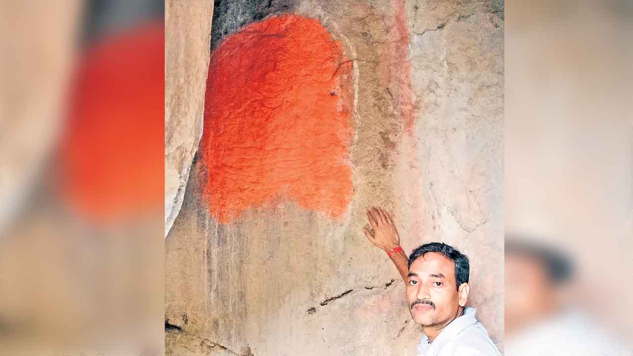 ఆమనగల్‌లో పద్మనాయకుల రేఖాచిత్రాలు