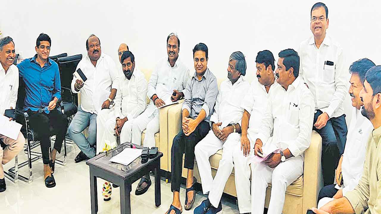 బీఆర్‌ఎస్‌లోనే బండ్ల