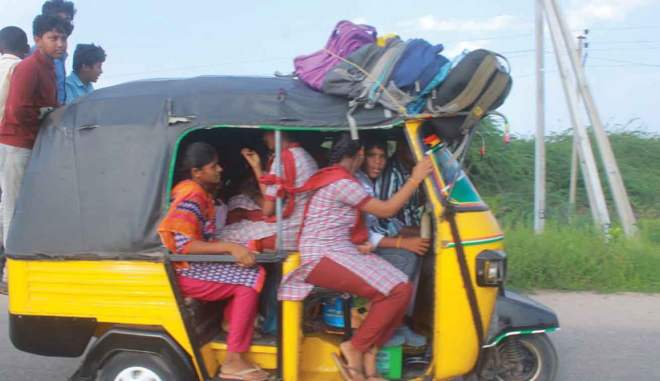 బడి బాటలో బస్సేది?