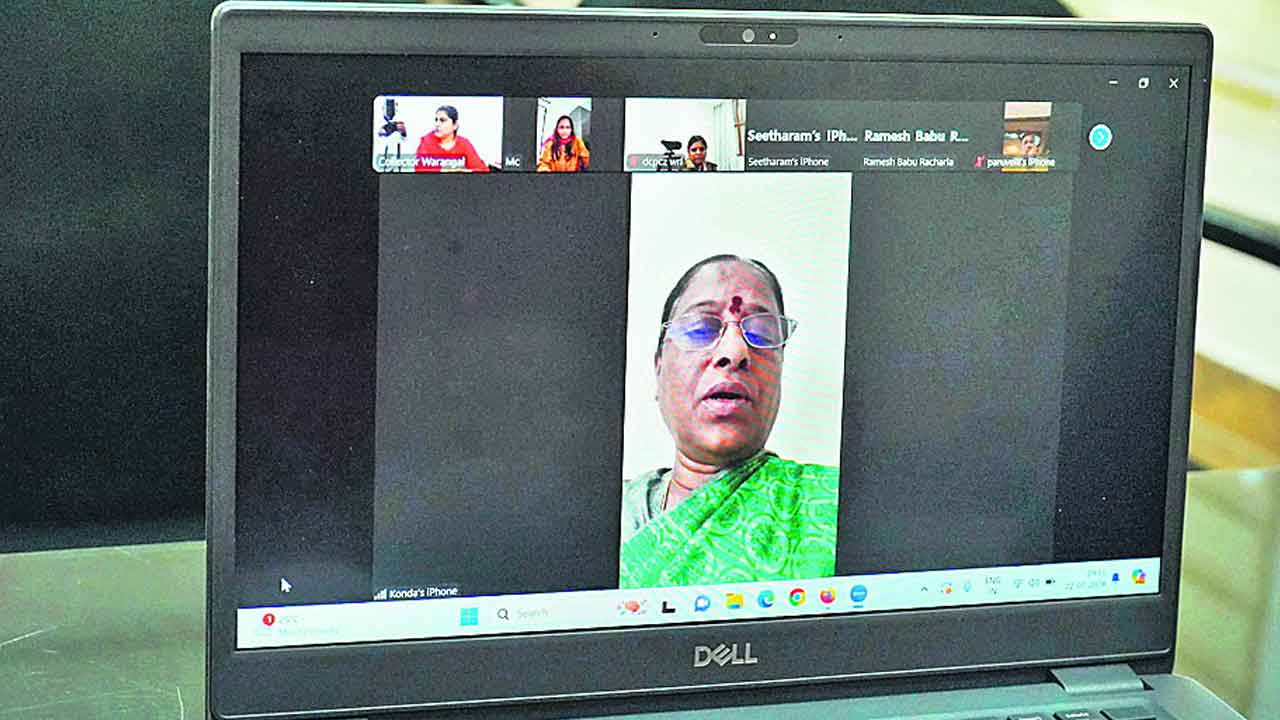 అధికారులు అలర్ట్ గా ఉండాలి