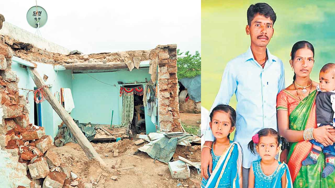 మట్టిమిద్దెకూలి నలుగురి మృతి