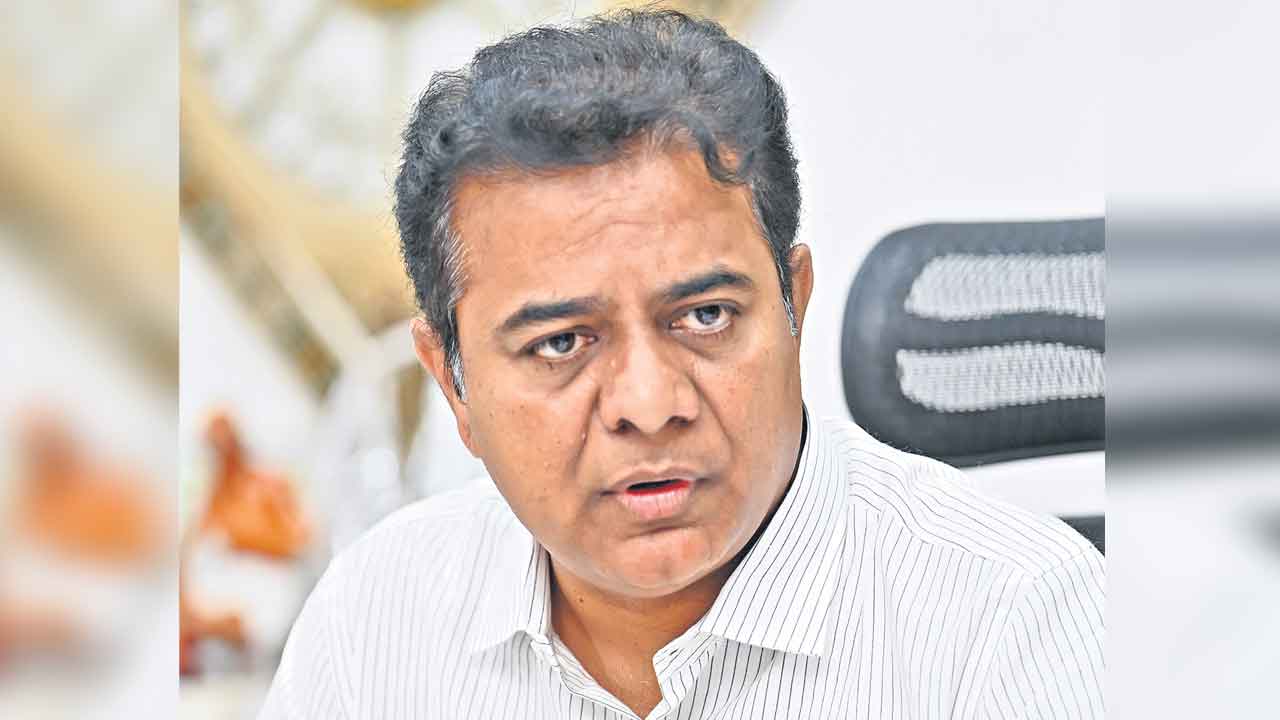 ఇందిరమ్మ రాజ్యమంటే.. జర్నలిస్టులపై నిర్బంధమా?