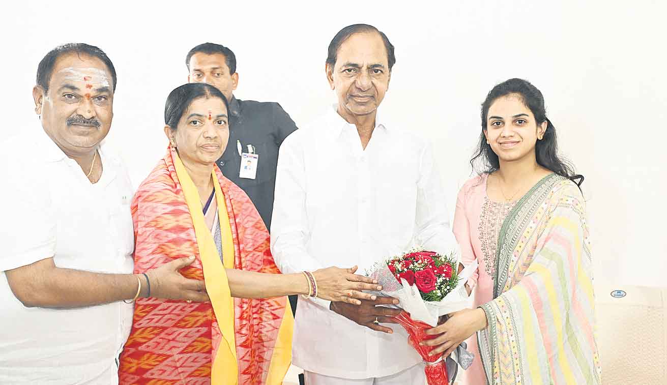 కేసీఆర్‌ ఆత్మీయ సమావేశంలో మన జడ్పీ అధ్యక్షులు