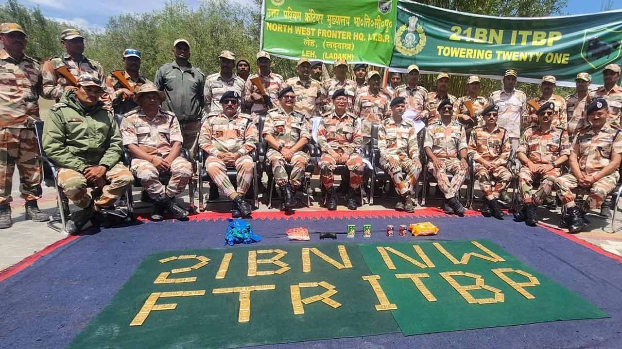 భారత్‌-చైనా సరిహద్దులో 108 కిలోల బంగారం పట్టివేత