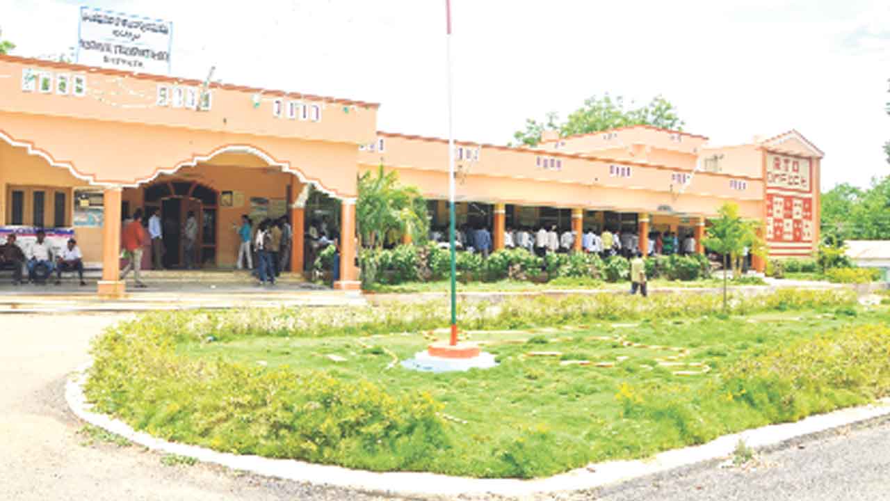 క్యాష్ లెస్సే వారికి ప్లస్