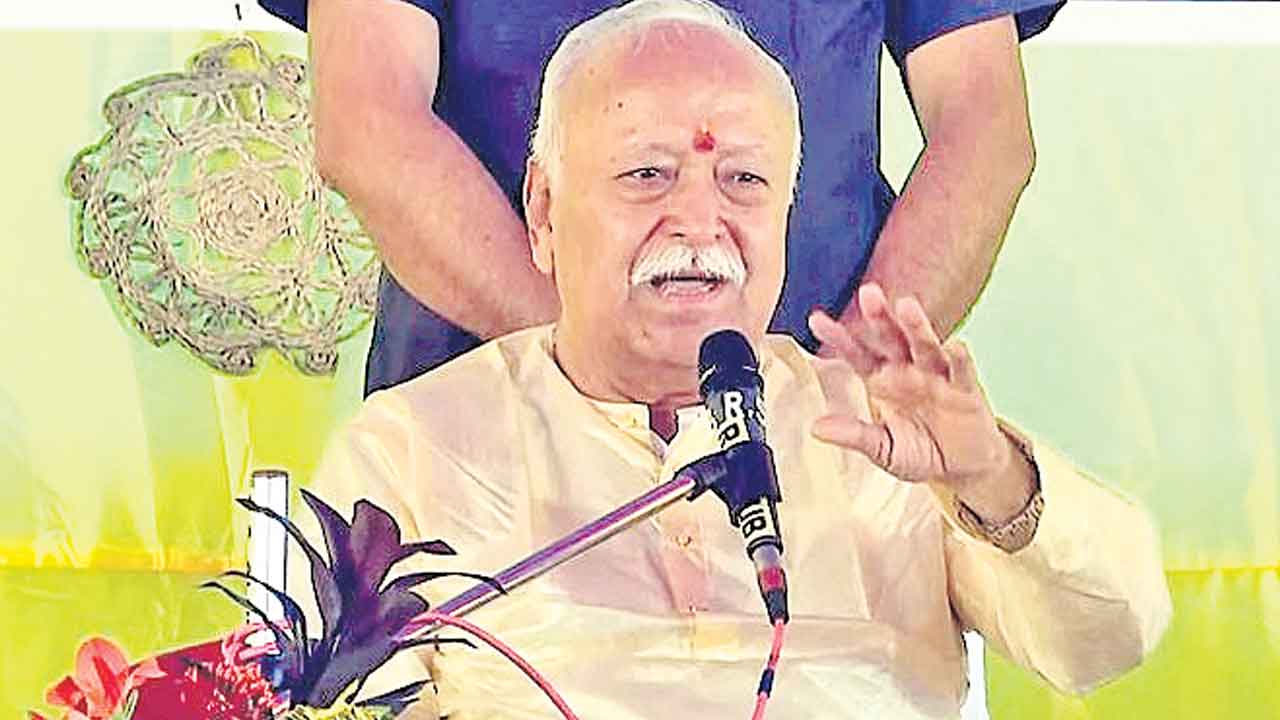 కొందరు దేవుడిలా మారాలనుకుంటరు!