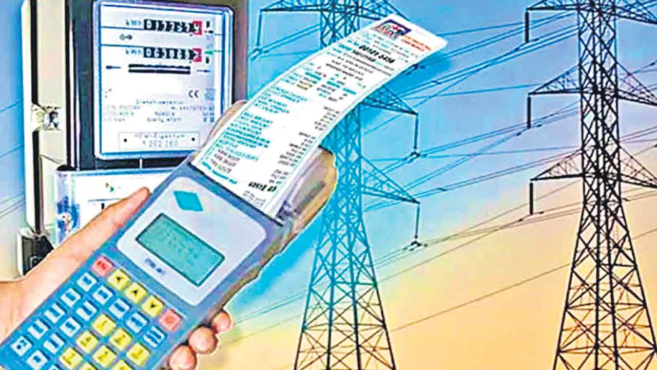 Adani | బిల్లింగ్‌ అంటూ వచ్చి కరెంటును చెబట్టి.. ఇదీ ముంబైలో అదానీ కహానీ