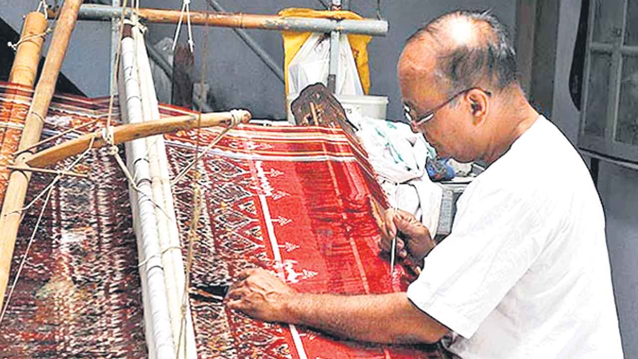 సిరి నుంచి ఉరి వైపు..