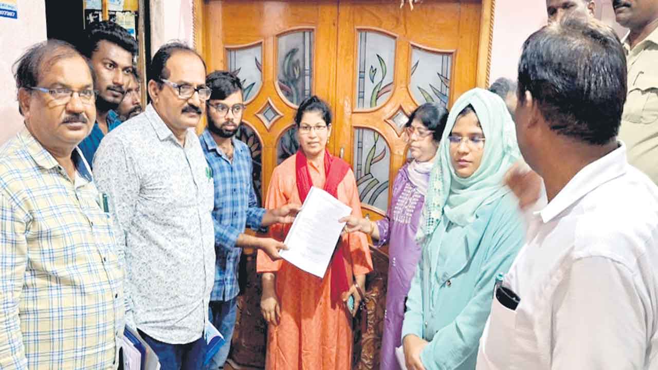 భ్రూణహత్యలపై సర్కారు సీరియస్‌