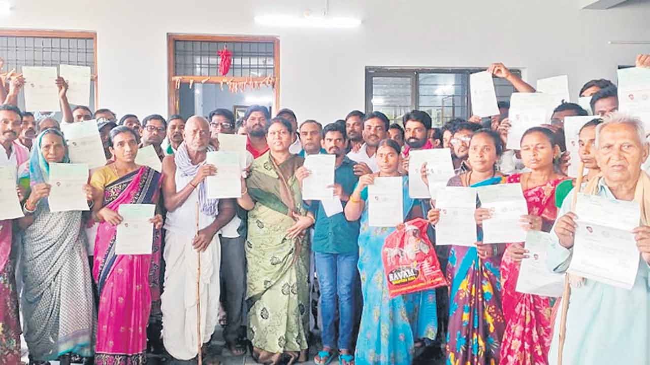 ప్రజారోగ్యానికి పెద్దపీట వేయాలి