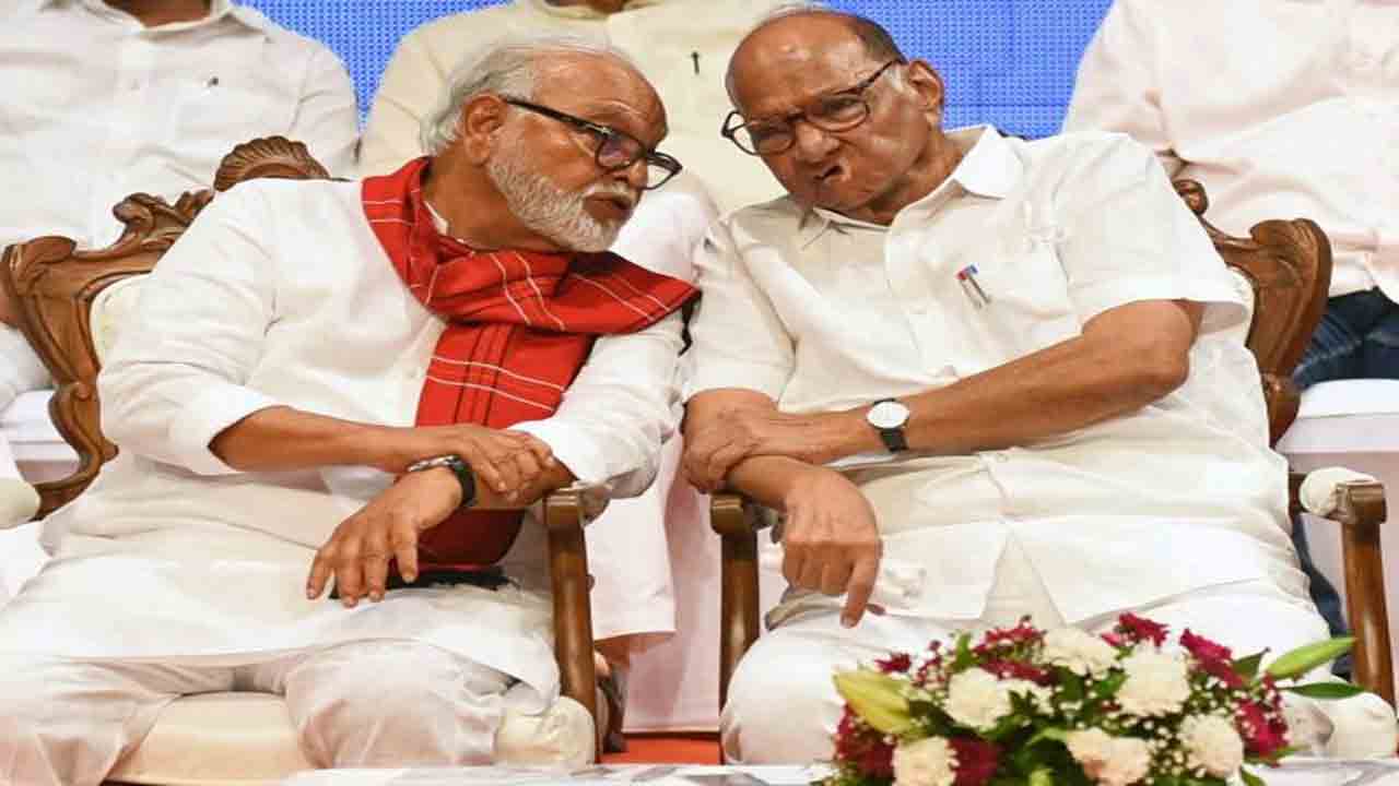 Chhagan Bhujbal | శరద్‌ పవార్‌ను కలిసిన అజిత్‌ పవార్‌ అనుచరుడు ఛగన్‌ భుజ్‌బల్