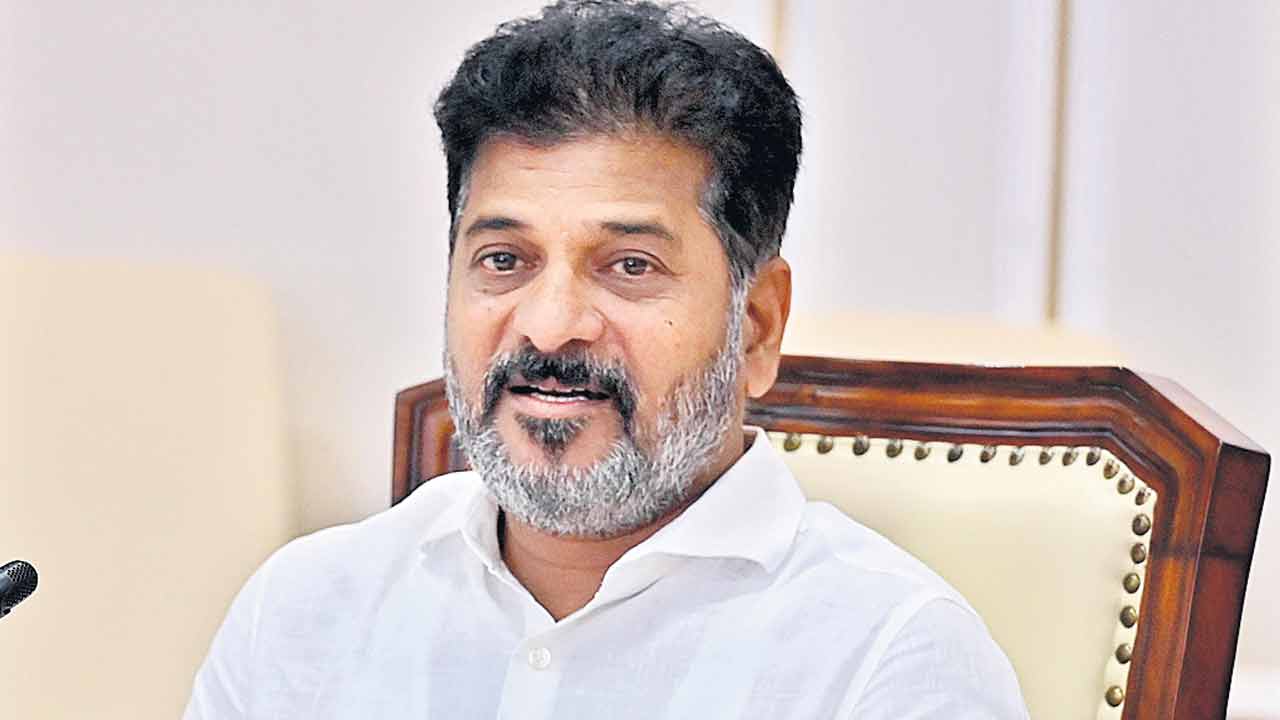 CM Revanth Reddy | బీసీ రిజర్వేషన్లపై యాక్షన్‌ ప్లాన్‌.. కుల గణన ఆధారంగా ఎన్నికలకు వెళ్తే ఎలా ఉంటుంది?: సీఎం రేవంత్‌