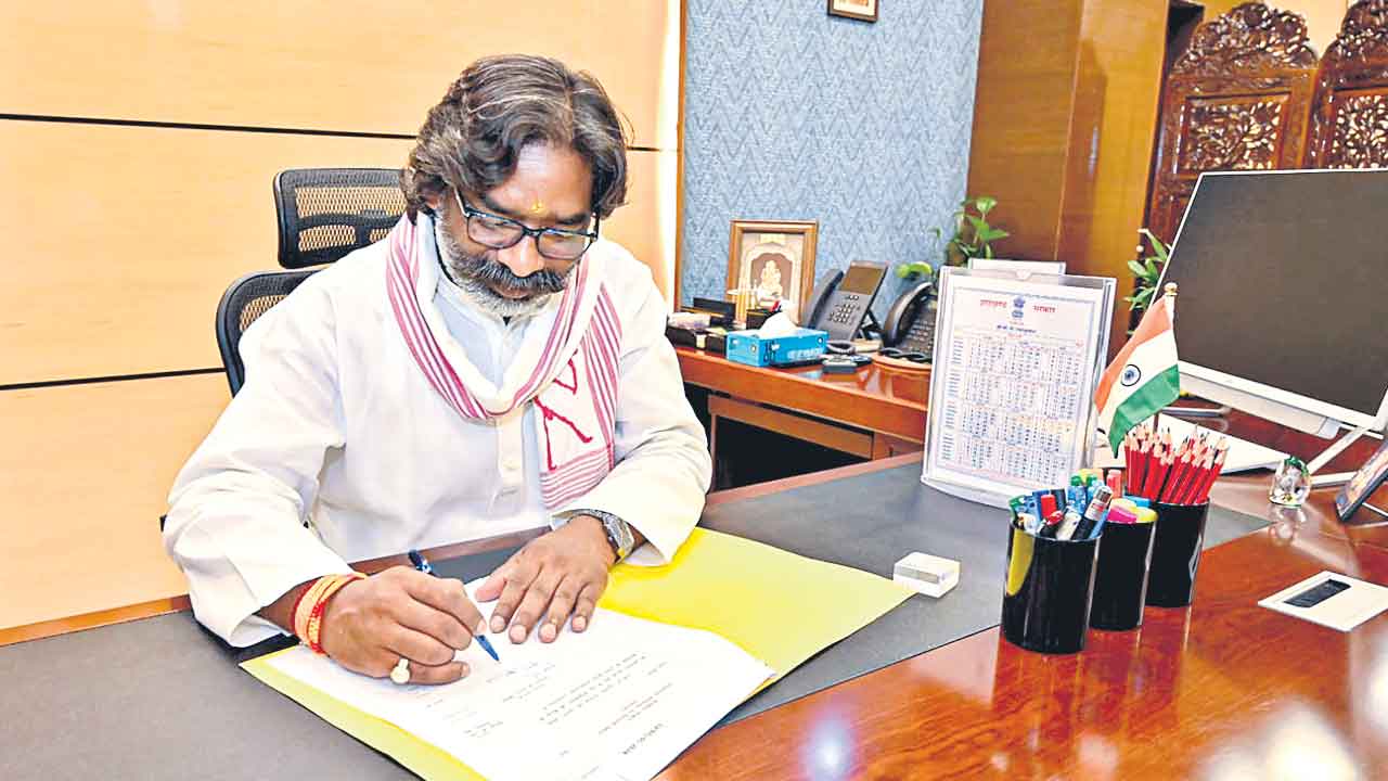 మూడోసారి ముఖ్యమంత్రిగా.. హేమంత్‌ సొరేన్‌