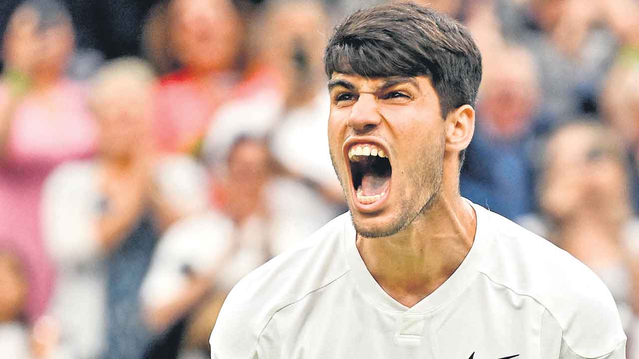 Carlos Alcaraz | వింబుల్డన్‌ గ్రాండ్‌స్లామ్‌.. ప్రిక్వార్టర్స్‌కు అల్కారజ్‌