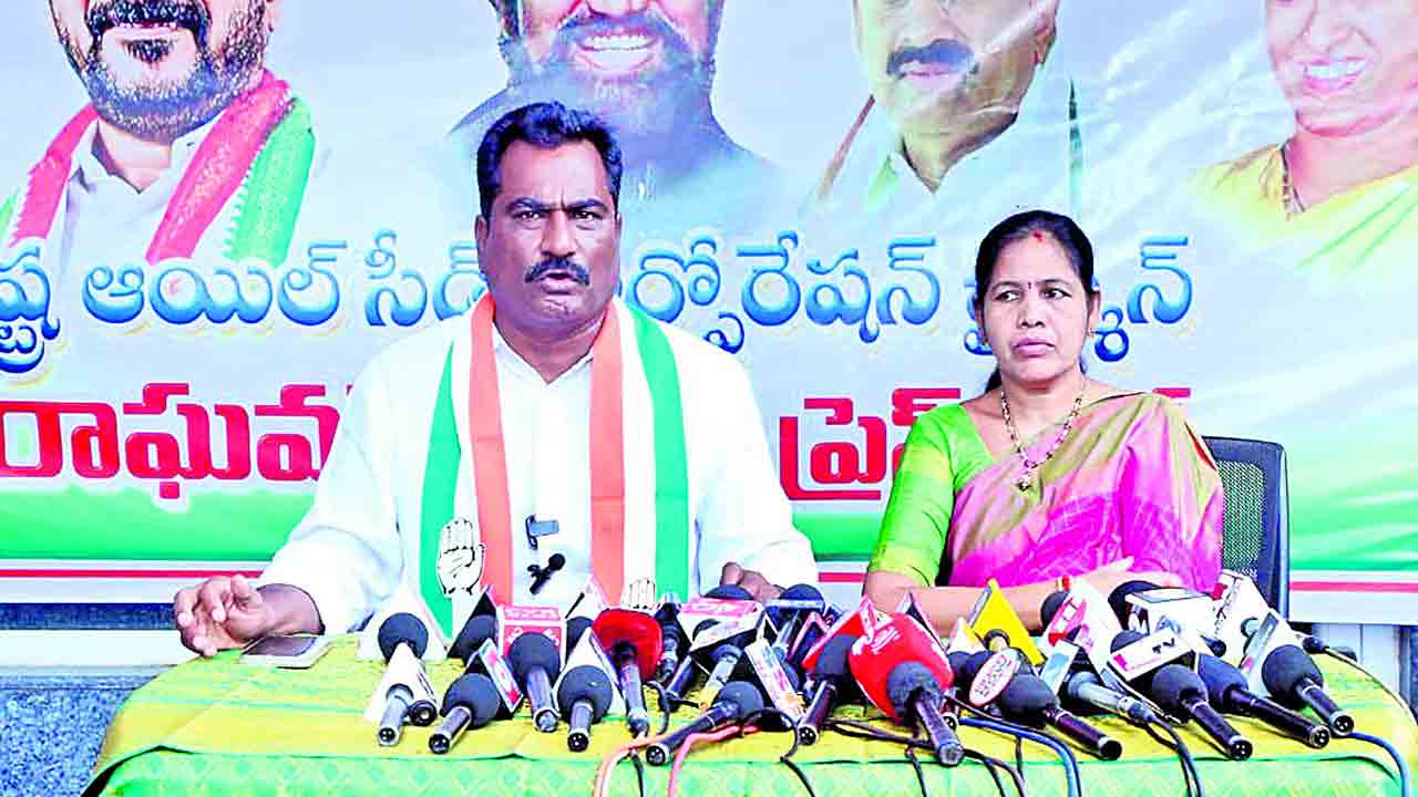 ఆయిల్‌పామ్‌ రైతుల అభివృద్ధికి కృషి