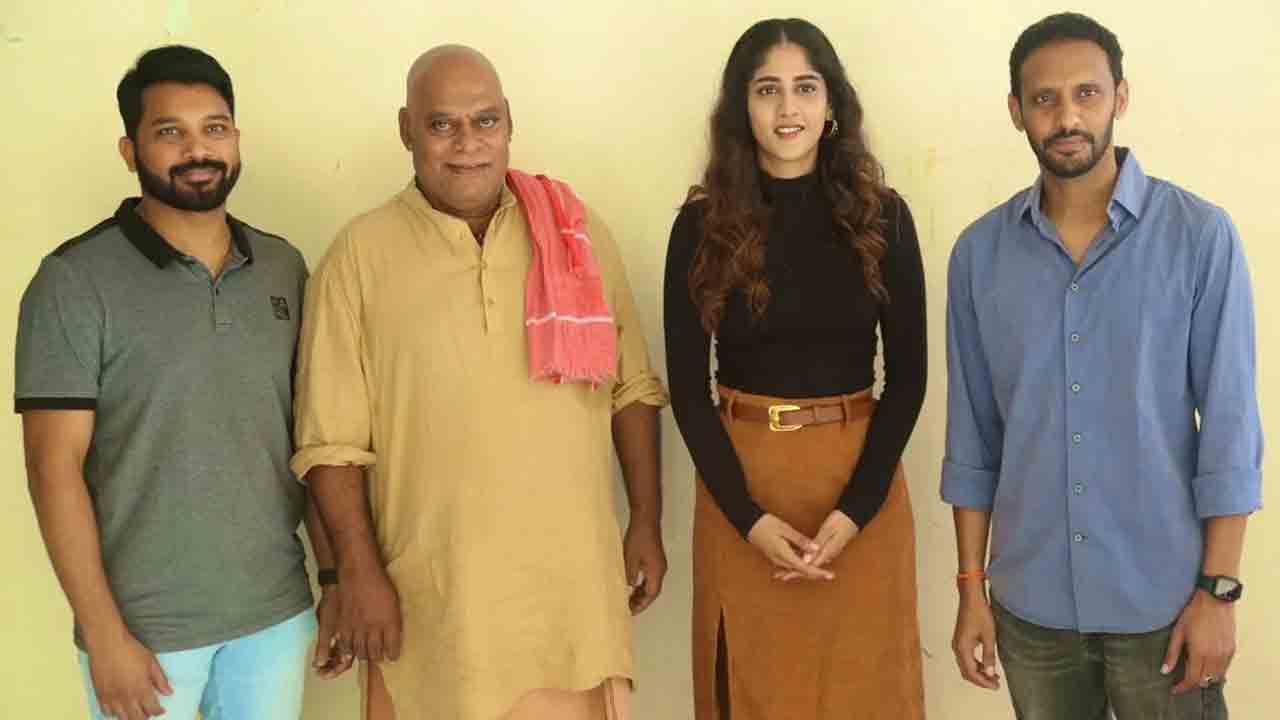 Chandini Chowdary  | అప్పుడే కథపై నమ్మకం కుదిరింది.. మ్యూజిక్‌షాప్‌ మూర్తి సక్సెస్‌ మీట్‌లో చాందినీ చౌదరి