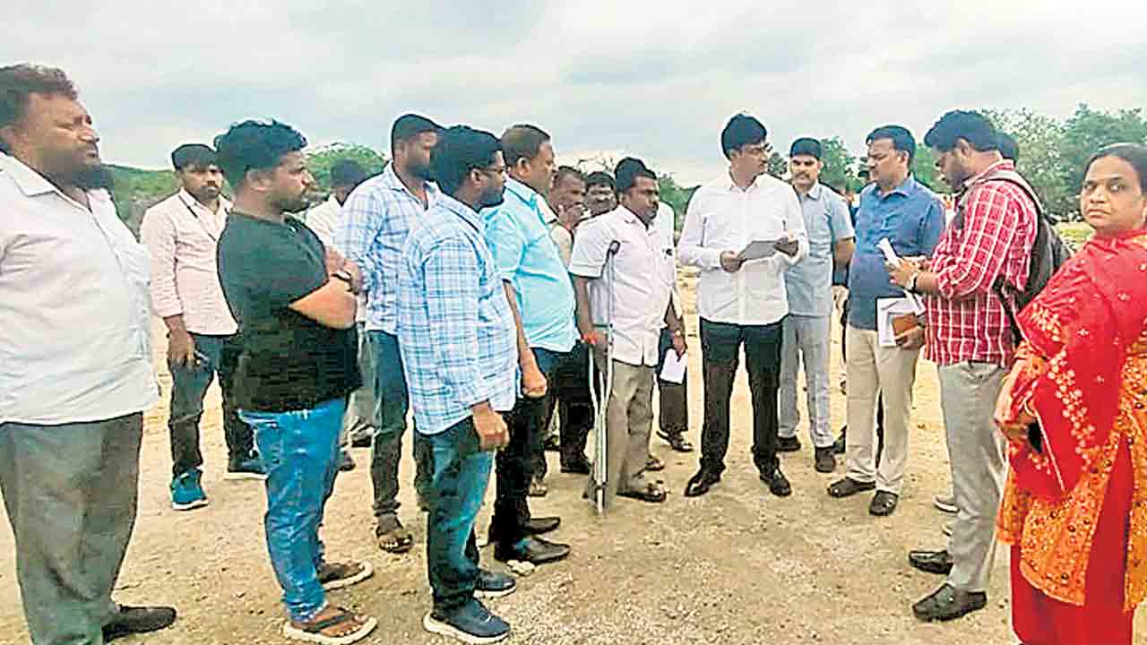 చెరువులను పరిరక్షిస్తాం