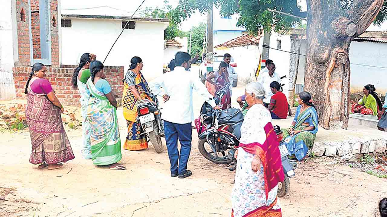 కొందరికే రుణమాఫీ !