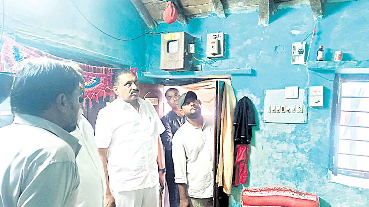 వర్షాలతో బల్దియా అల్టర్‌