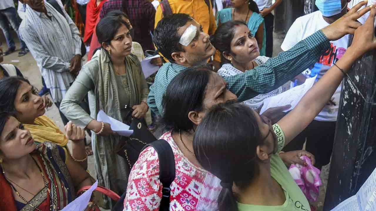 DSC Exam| ప్రారంభమైన డీఎస్సీ.. రెండు సెషన్లలో పరీక్షలు