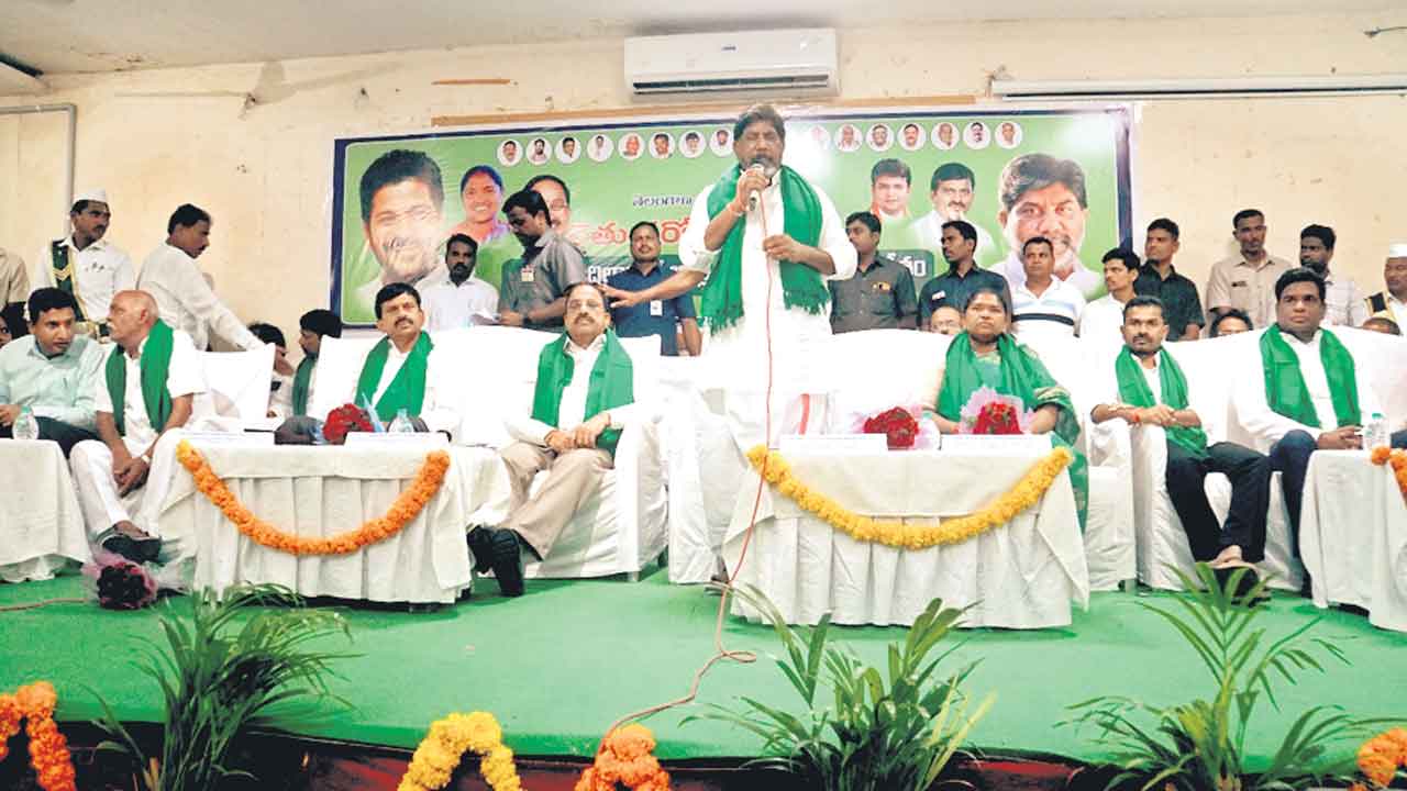 రైతులకు మేలు చేయండి