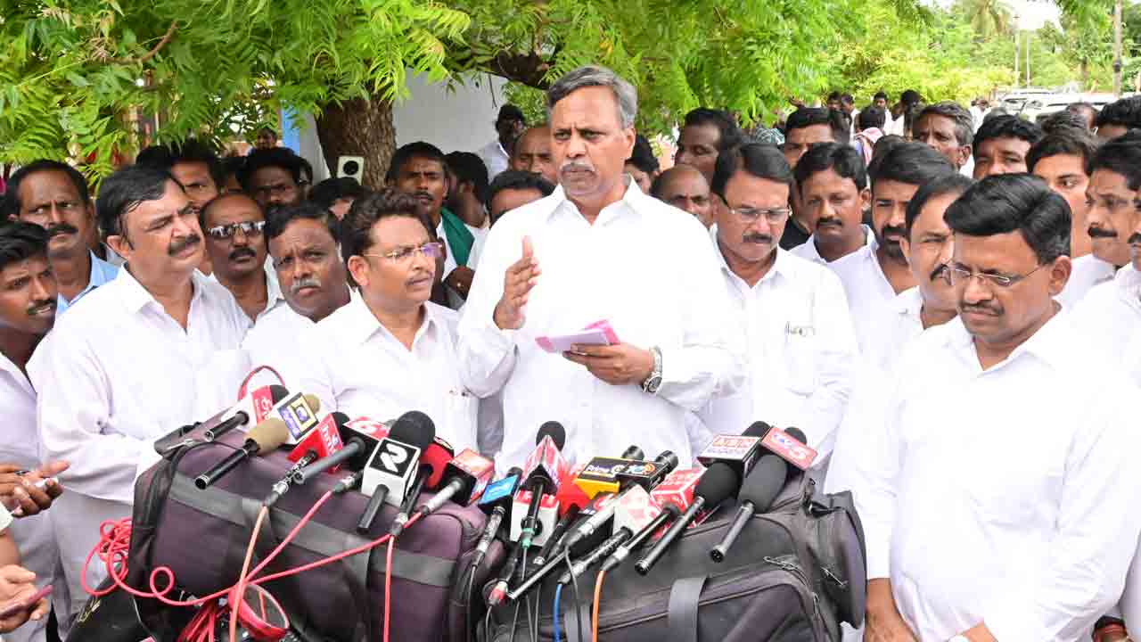 రైతులకు అన్యాయం చేస్తే అగ్గిపుట్టిస్తాం