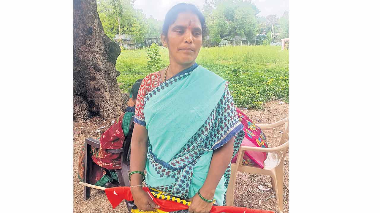 KCR | కేసీఆర్‌ సారున్నప్పుడే మంచిగుండె.. కాంగ్రెసోళ్లు మాయ మాటలు చెప్పి మోసగించిండ్రు: సునీత