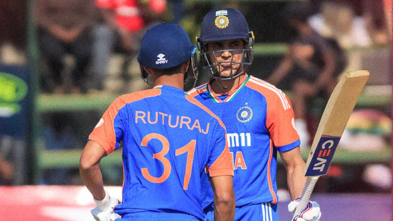 INDvsZIM: రాణించిన గిల్‌, దంచికొట్టిన రుతురాజ్.. భారత్ భారీ స్కోరు