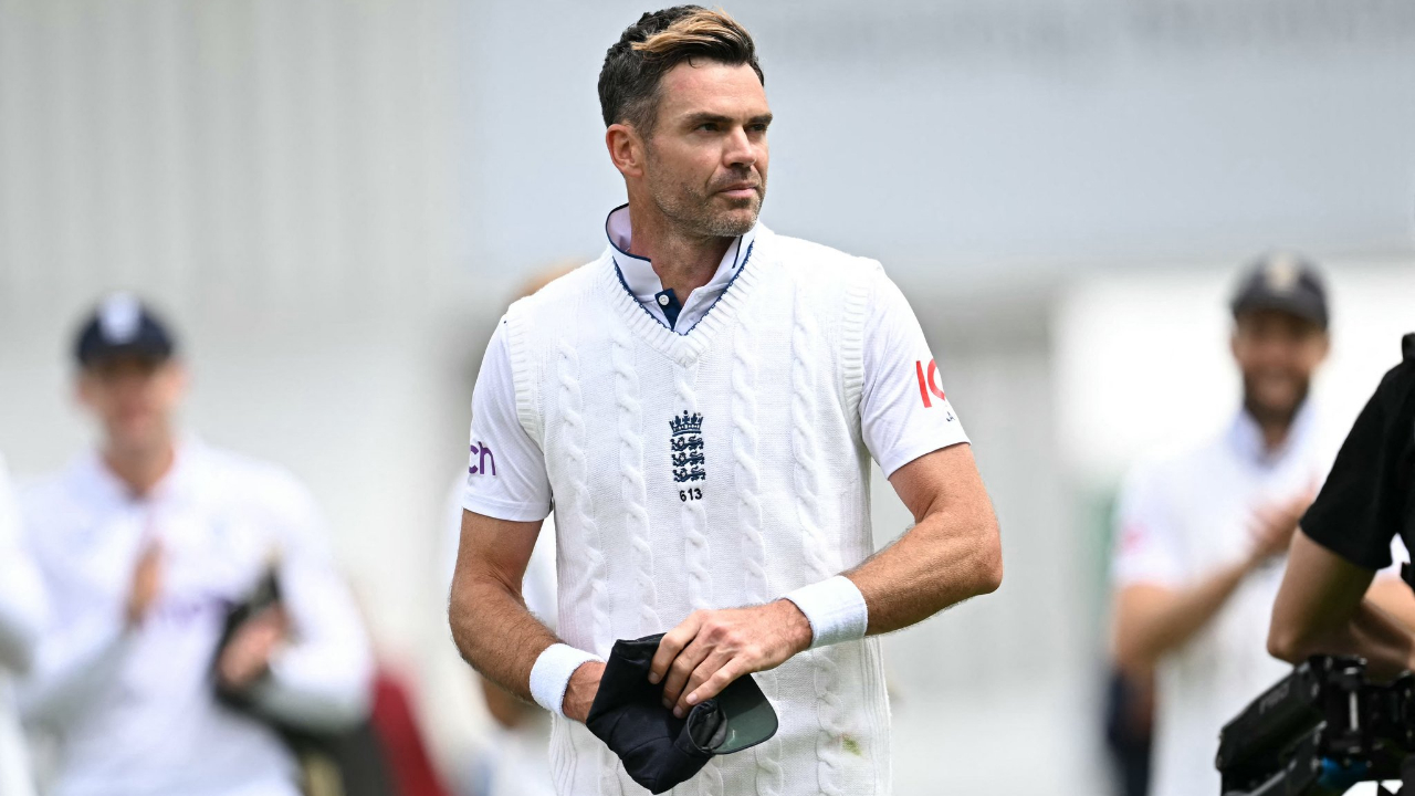 James Anderson | మొన్న రిటైర్మెంట్‌.. మూడు రోజులకే మళ్లీ జట్టుతో చేరిన అండర్సన్‌