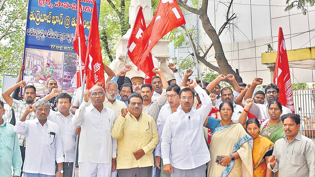 ధైర్యానికి మారుపేరు తుర్రెబాజ్‌ ఖాన్‌