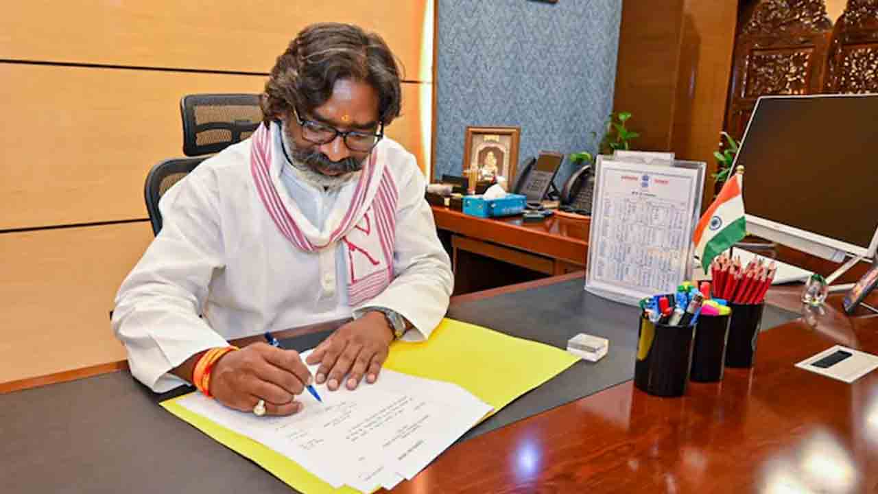 CM Hemant Soren | రేపు జార్ఖండ్‌ అసెంబ్లీలో విశ్వాస పరీక్ష.. సులభంగా గట్టెక్కనున్న సీఎం సోరెన్‌