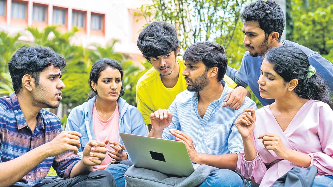 Aging Out | ఏజింగ్‌ అవుట్‌.. అమెరికాలో భారత సంతతి యువతకు బహిష్కరణ ముప్పు